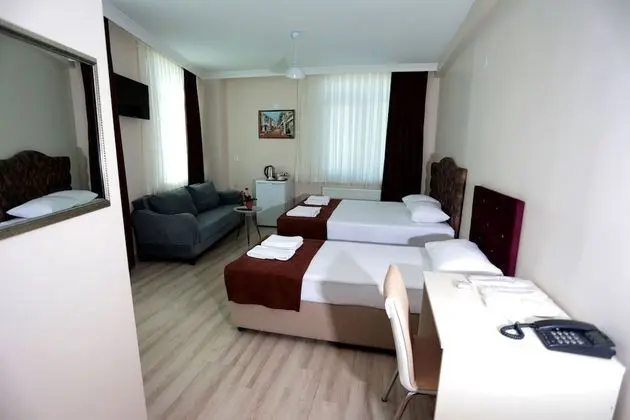 Family Üç Kişilik Oda