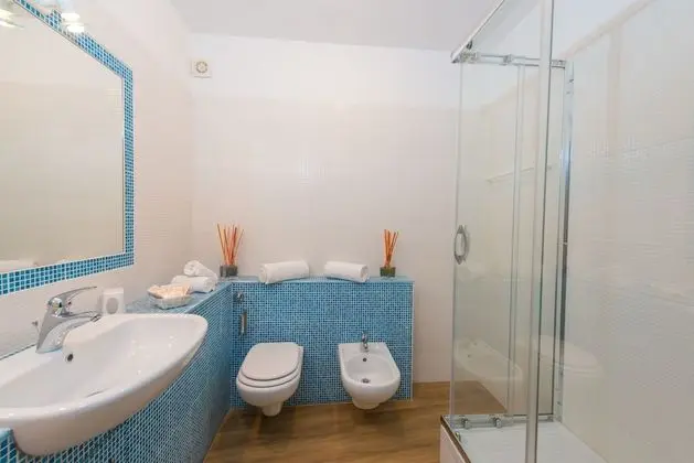 Standard Üç Kişilik Oda, Balkon, Şehir Manzaralı