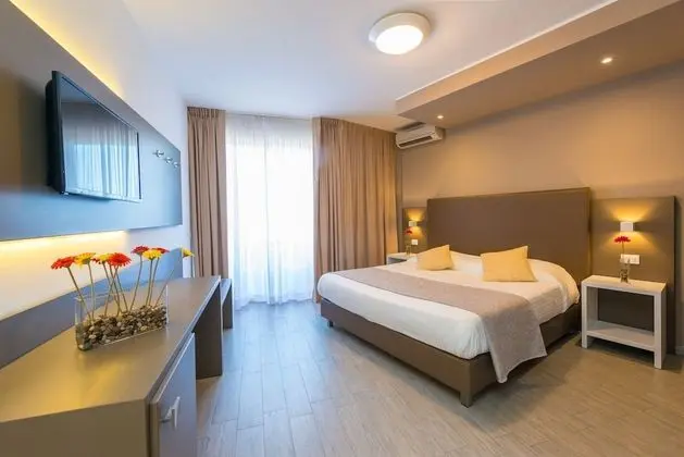 Superior Tek Büyük Yataklı Oda, Balkon, Kule (city view)