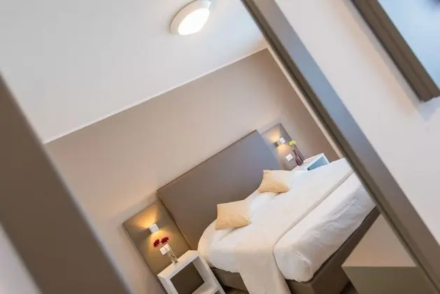 Superior Tek Büyük Yataklı Oda, Balkon, Kule (city view)