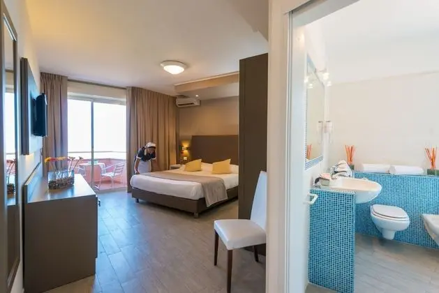 Superior Tek Büyük Yataklı Oda, Balkon, Kule (city view)