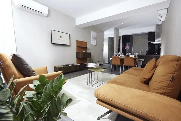 1 Bedroom Presidential Suite
