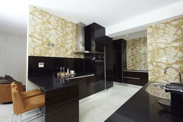 2 Bedroom Deluxe Executive Suite