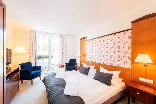 Tek Büyük Yataklı Oda, Teras (Souterrain)