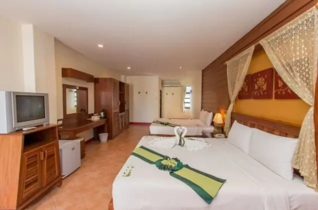 Grand Superior Room
