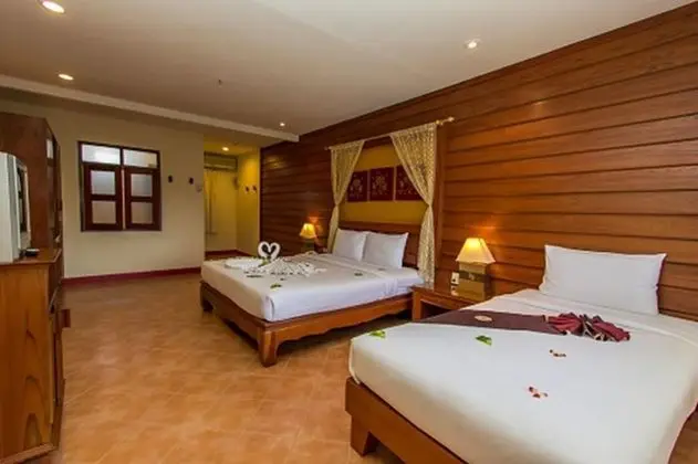 Superior Triple Room