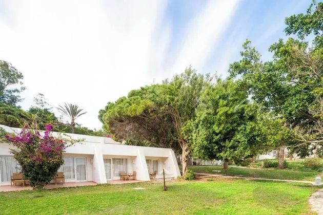 Bungalow Single Garden View