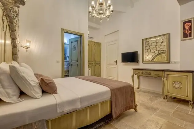 Cumbalı Deluxe Oda, Havuz Manzaralı