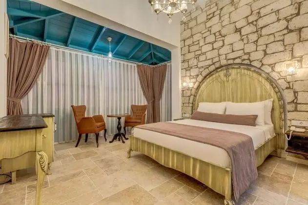Cumbalı Deluxe Oda, Havuz Manzaralı