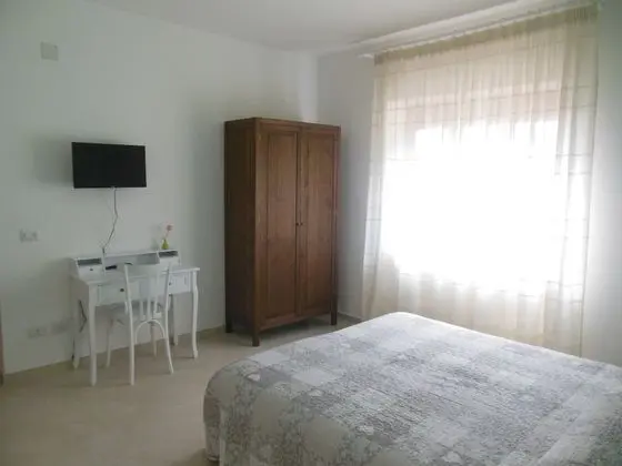 Traditional Tek Büyük Yataklı Oda