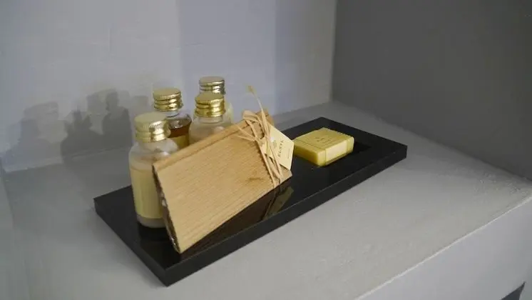 Club Tek Büyük Yataklı Oda, Sigara İçilmez (Louis Armstrong)