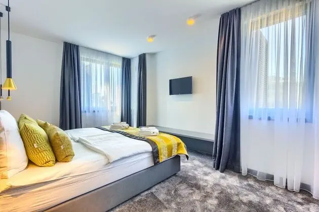 Deluxe Tek Büyük veya İki Ayrı Yataklı Oda