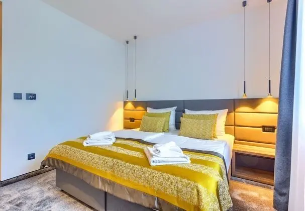 Deluxe Tek Büyük veya İki Ayrı Yataklı Oda