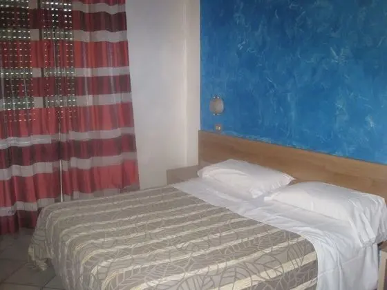 Oda, 1 Çift Kişilik Yatak