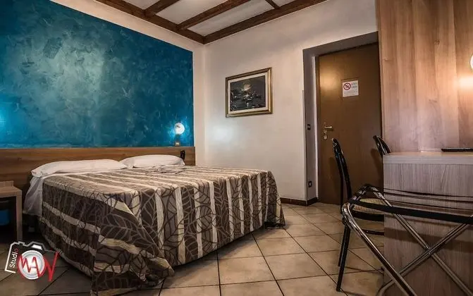 Oda, 1 Çift Kişilik Yatak