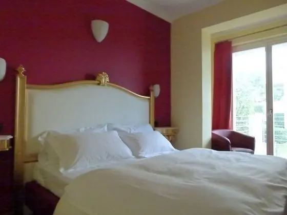 Comfort Tek Büyük veya İki Ayrı Yataklı Oda, Balkon