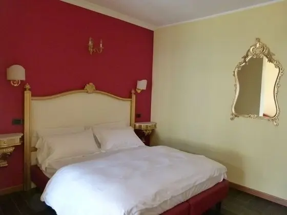 Superior Tek Büyük veya İki Ayrı Yataklı Oda, Balkon, Göl Manzaralı
