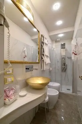 Superior Tek Büyük Yataklı Oda