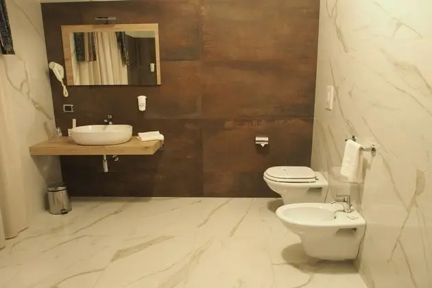 Standard Büyük Yataklı Tek Kişilik Oda