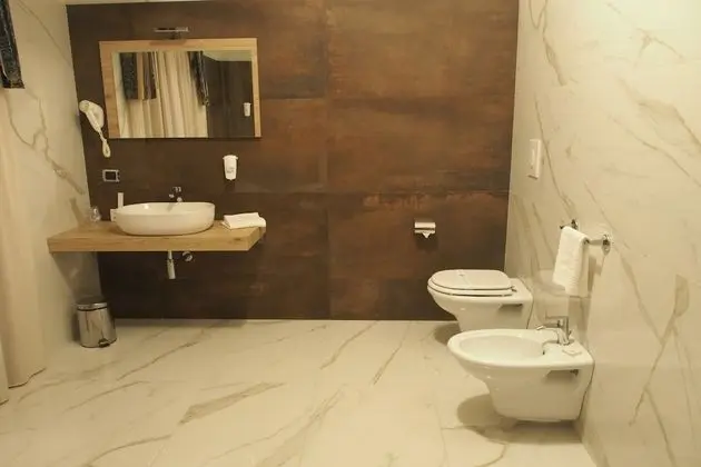 Standard Tek Büyük veya İki Ayrı Yataklı Oda