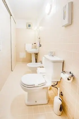 Economy Tek Büyük Yataklı Oda, Avlu Manzaralı