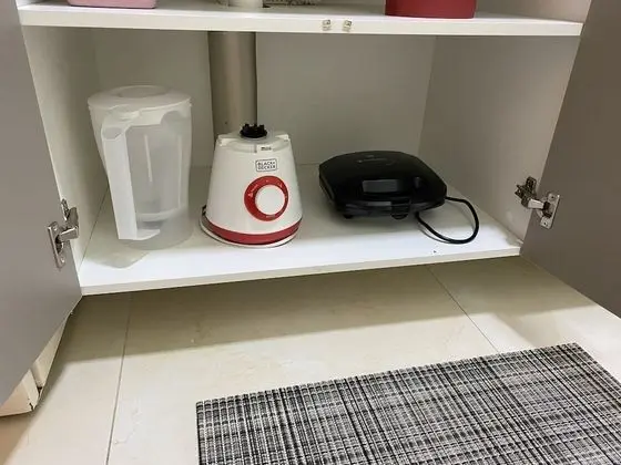 Odada yemek servisi