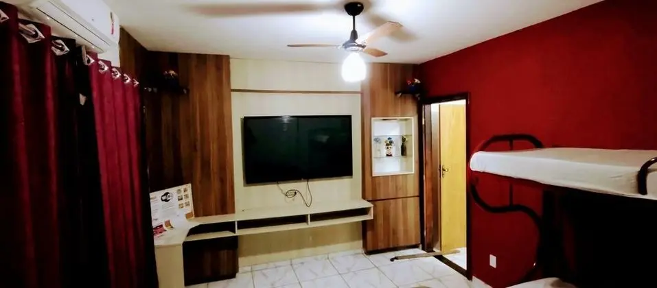 Luxury Tek Büyük Yataklı Oda
