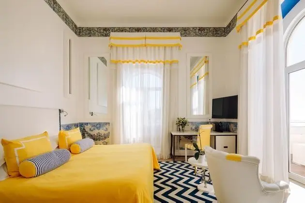 Comfort Tek Büyük veya İki Ayrı Yataklı Oda