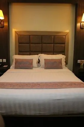 Superior Oda, Penceresiz