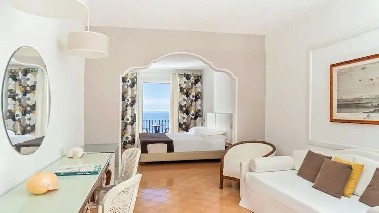 Junior Süit, Balkon, Deniz Manzaralı