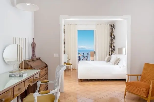 Junior Süit, Balkon, Deniz Manzaralı