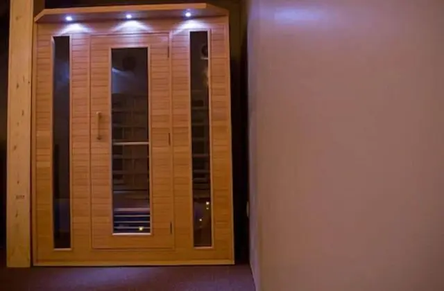 Royal Pool Suite