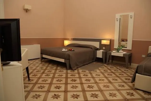 Standard Üç Kişilik Oda