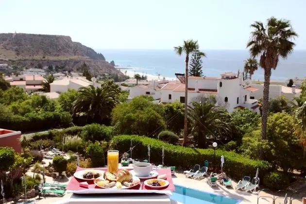 İki Ayrı Yataklı Oda, Deniz Manzaralı