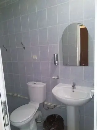 Comfort Tek Büyük veya İki Ayrı Yataklı Oda, Avlu Manzaralı