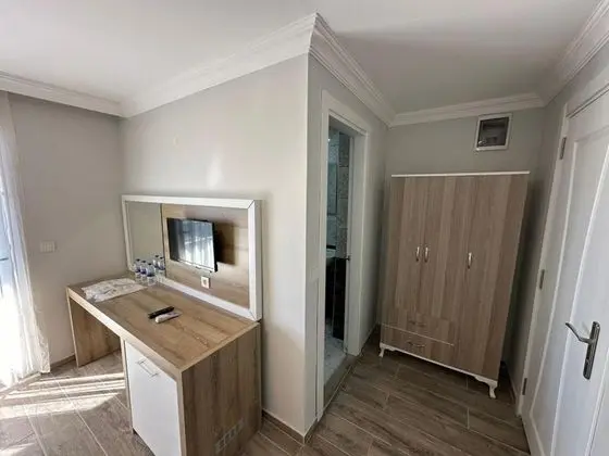 Triple, Dağ Manzaralı, Balkonlu