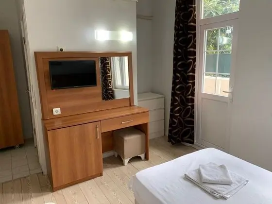 Triple, Dağ Manzaralı, Balkonlu