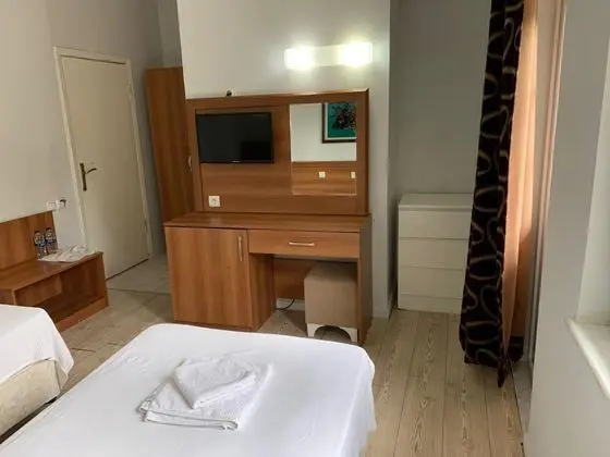 Triple, Dağ Manzaralı, Balkonlu