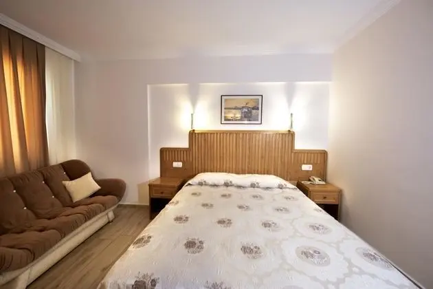 Deluxe Tek Büyük veya İki Ayrı Yataklı Oda, 1 Yatak Odası