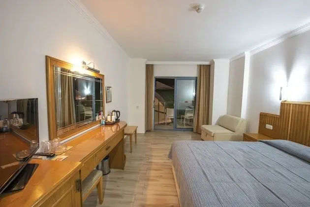 Deluxe Tek Büyük veya İki Ayrı Yataklı Oda, 1 Yatak Odası
