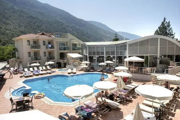 Deluxe Tek Büyük veya İki Ayrı Yataklı Oda, 1 Yatak Odası