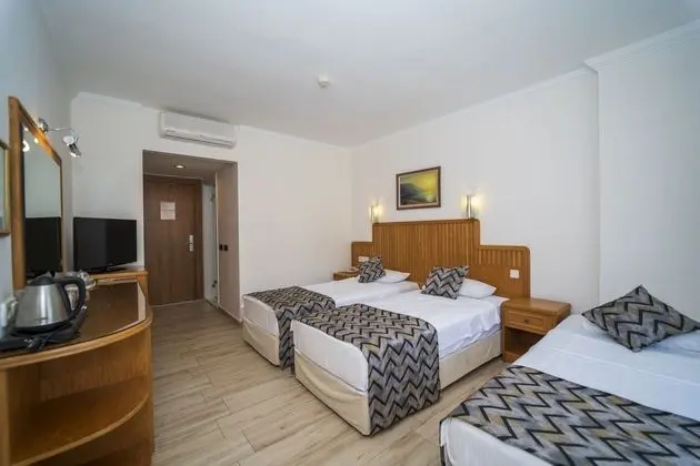 Deluxe Tek Büyük veya İki Ayrı Yataklı Oda, 1 Yatak Odası