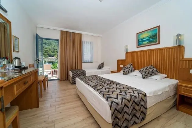 Deluxe Tek Büyük veya İki Ayrı Yataklı Oda, 1 Yatak Odası