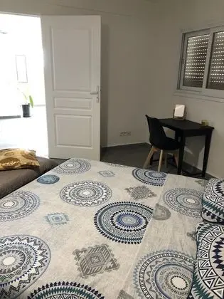 Chambre, 1 lit Queen avec douche intégrée
