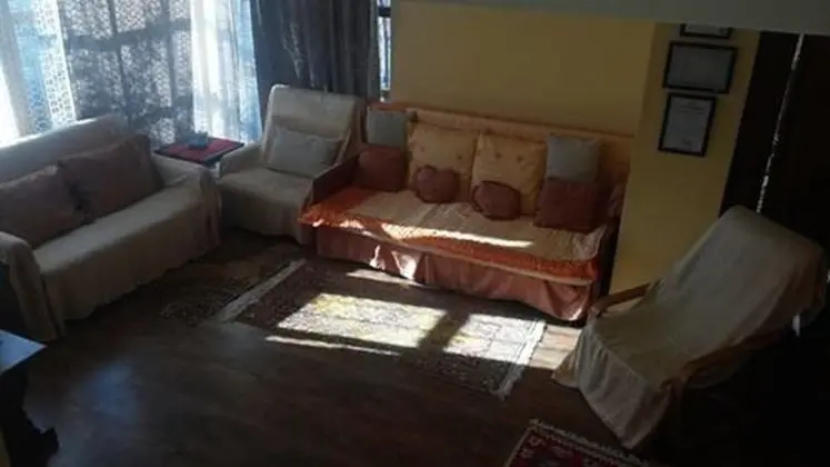 Family Dört Kişilik Oda, Birden Çok Yatak, Özel Banyo, Avlu Manzaralı