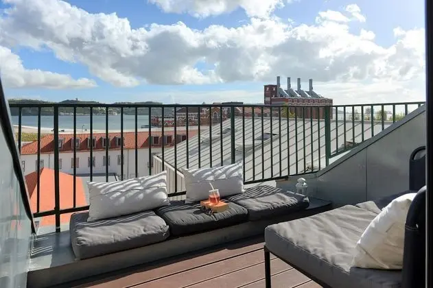 Apart Daire, 2 Yatak Odası, Nehir Manzaralı