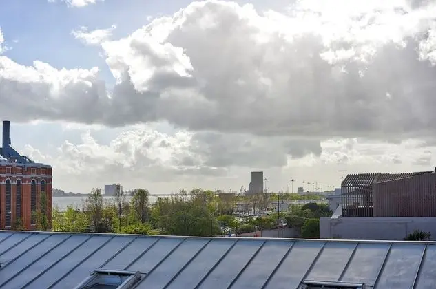 Apart Daire, 2 Yatak Odası, Nehir Manzaralı