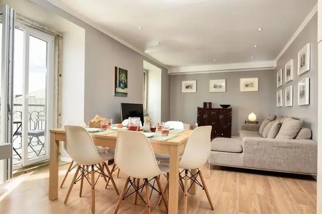 Apart Daire, 3 Yatak Odası, Nehir Manzaralı