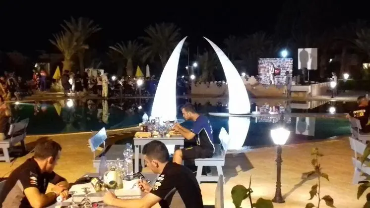 Süit, 1 En Büyük (King) Boy Yatak, Havuz Manzaralı