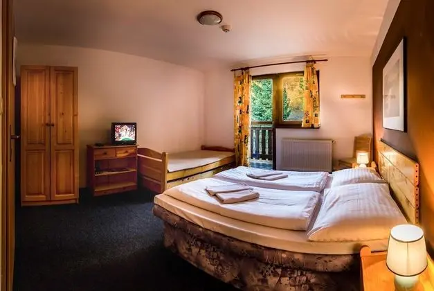 Basic Oda, 3 Tek Kişilik Yatak